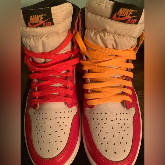 Nike Air Jordan 1 ‘Light Fusion Red’ - Picture 8 of 11